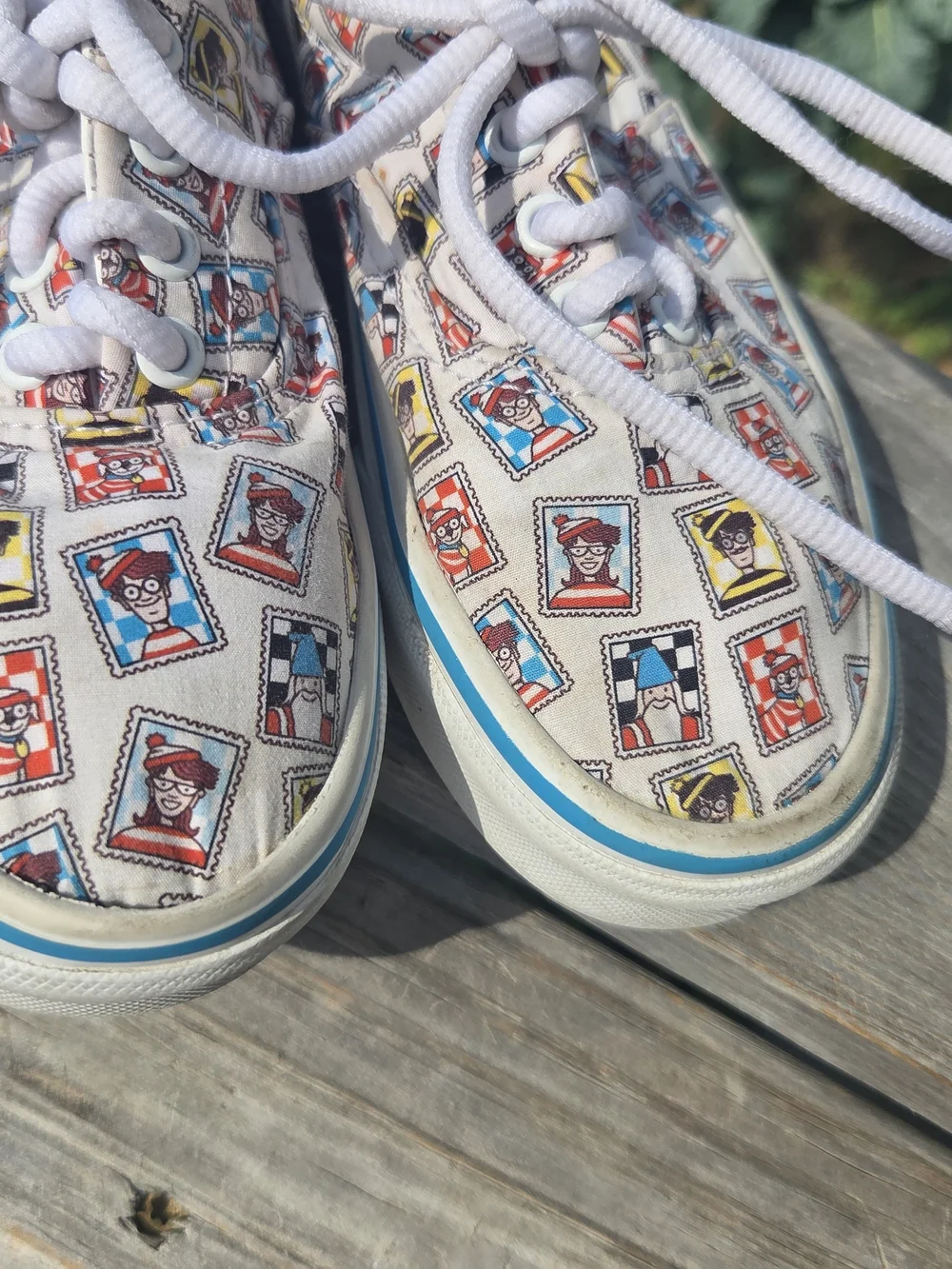 Vans White Canvas Low-Top Sneakers Where's Waldo